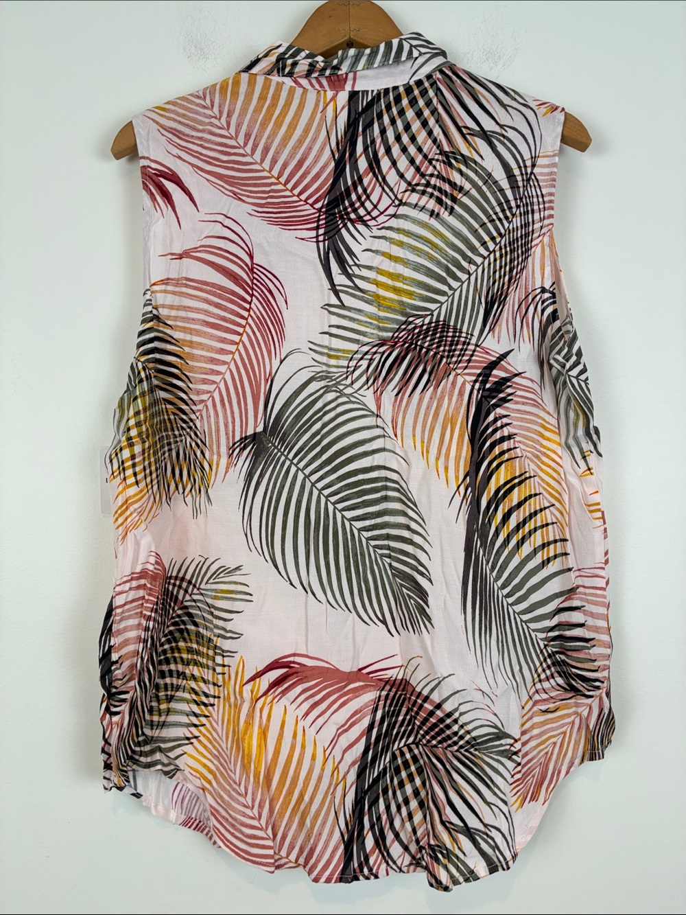 Lot of (3) Tops L/XL Summer Shirts Talbots Liz Claiborne Old Navy Sleeveless - Picture 3 of 10